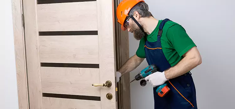 Replace Internal Door Handle with Lock Tiffin